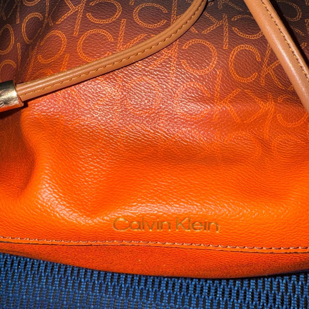 Calvin Klein monogram bucket bag *** Needs some love!! Look at pics!!!! REHAB - Picture 2 of 15